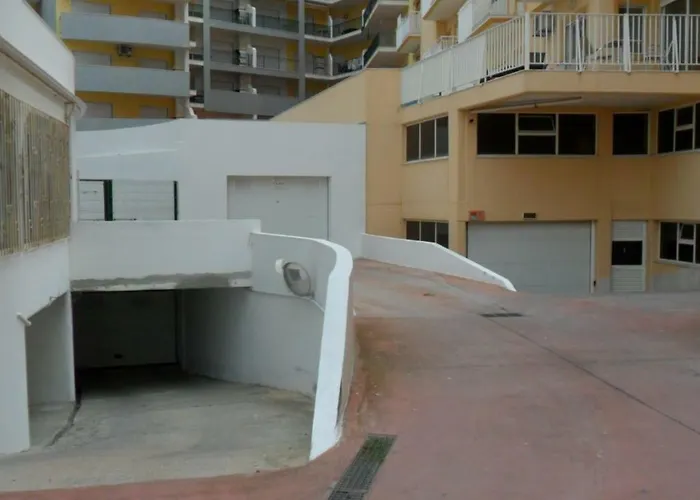 1p Torre Sol Casas & Papeis Apartament Armação de Pêra